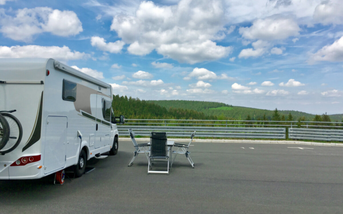 Caravanstellplatz-am-Biathlonstadion- Oberhof-Panorama-2