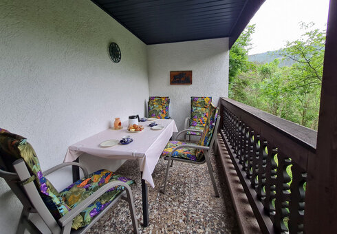 überdachter Balkon 