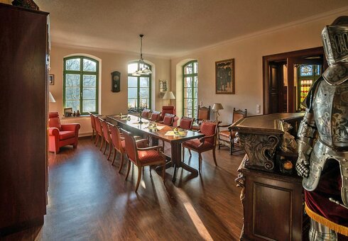 Ritterzimmer in der Villa