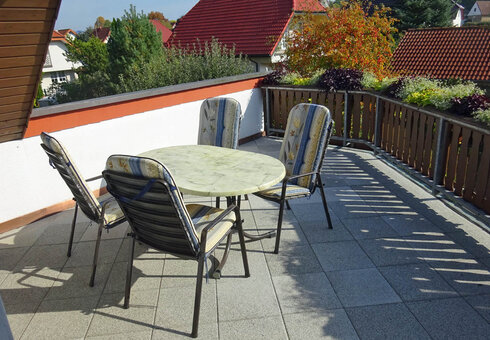 große Dachterrasse