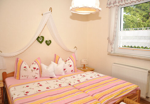 Ferienwohnung Gartenblick (Schlafzimmer)