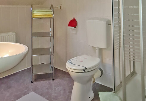Blick in die kleine Dachgeschosswohnung