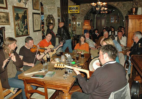 Stimmung im Irish Pub