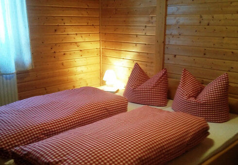 Schlafzimmer 2