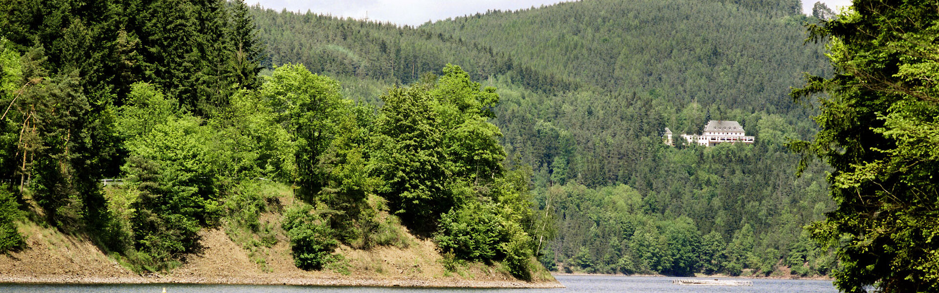 Waldhotel-am-Stausee-Unterwellenborn-Panorama