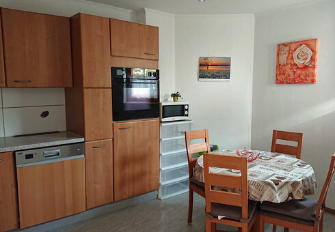 Ferienwohnung 2 (Esstisch)