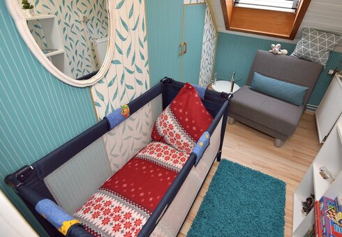 Babybett vorhanden