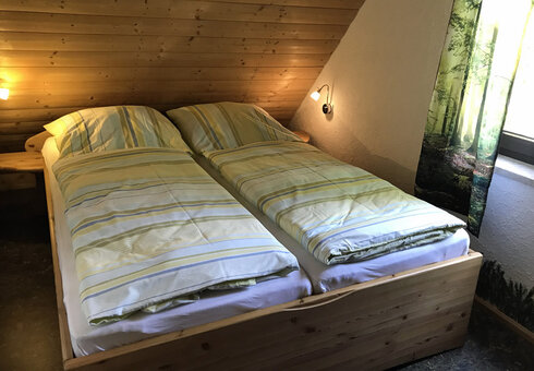 Blick in ein Schlafzimmer