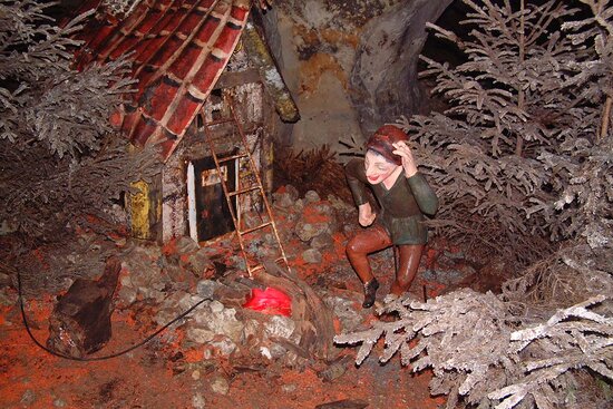 Sandstein -und Märchenhöhle in Walldorf