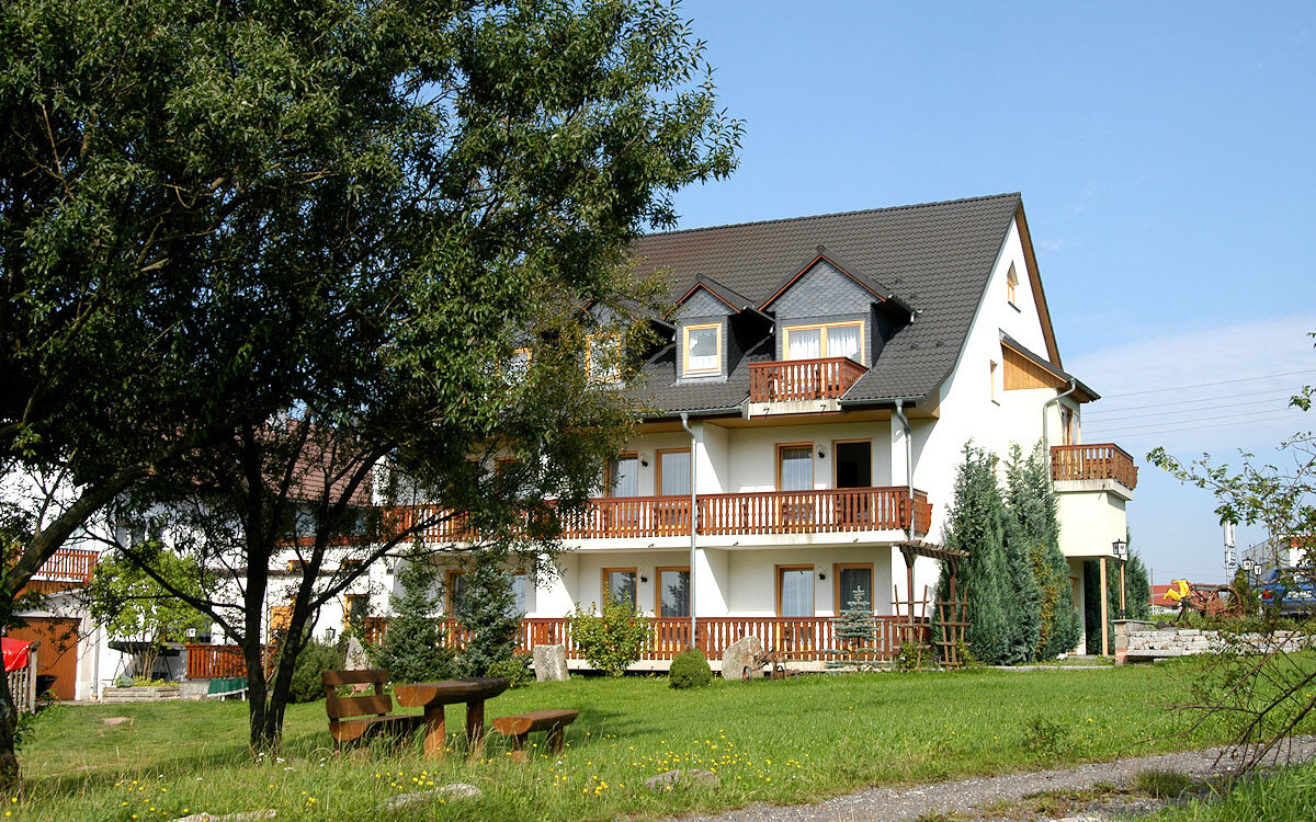 Gasthaus-Pension-Zur-Eisenbahn-Schwarzbach-Panorama