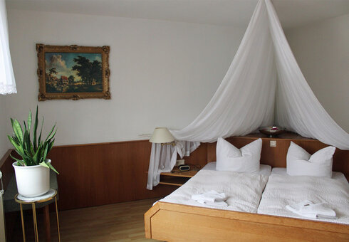 Blick in ein Gästezimmer