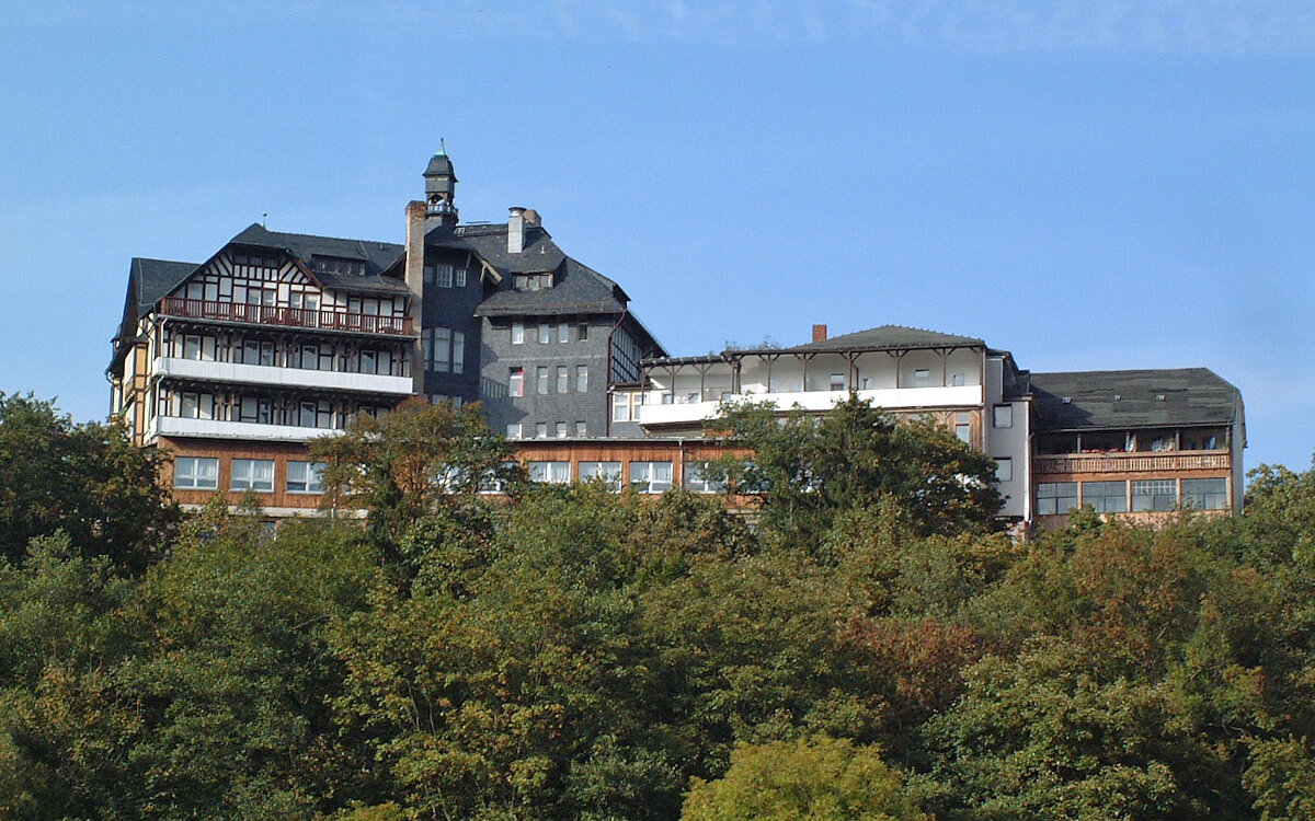 Hotel-Weisser-Hirsch-Schwarzburg-Panorama