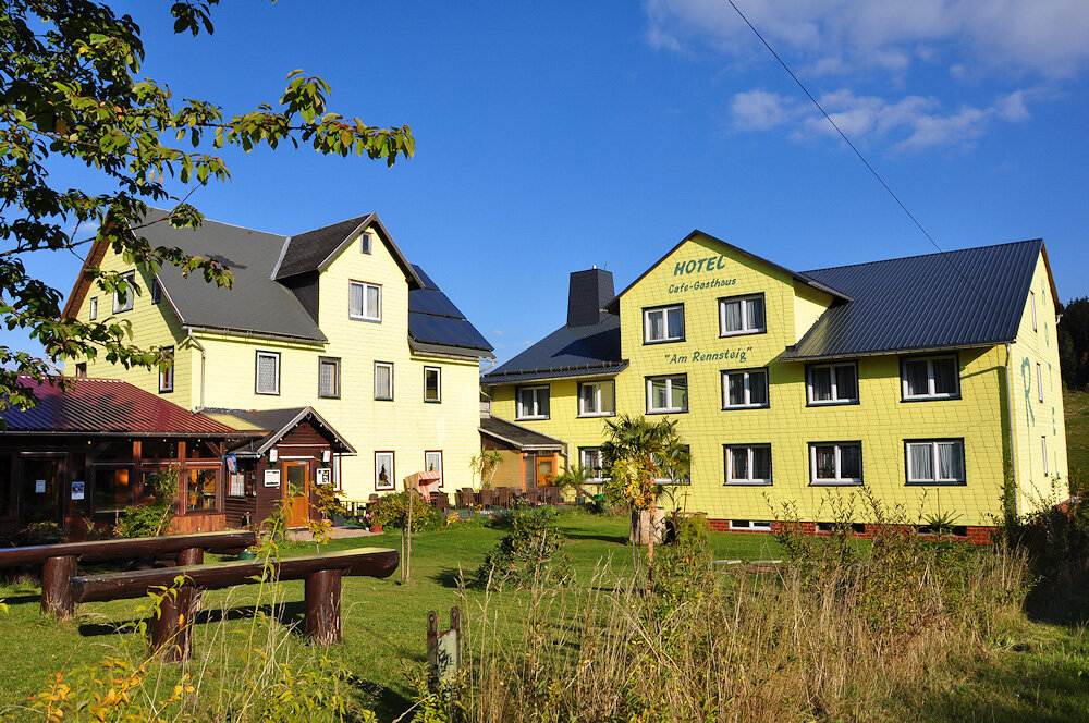 Hotel-Am-Rennsteig-Neuhaus-am-Rennweg-Panorama