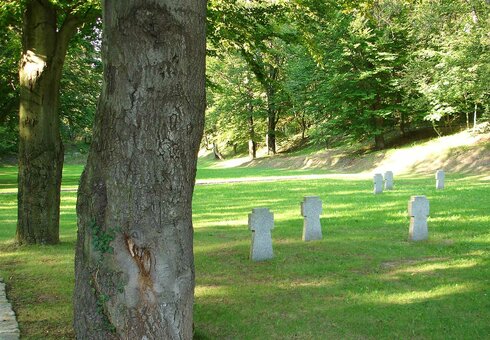 Kriegsgräberdenkmal bei Ohrdruf