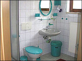 Mittlere Ferienwohnung (Bad)