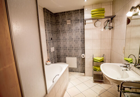 Ferienwohnung 2, Dusche/WC