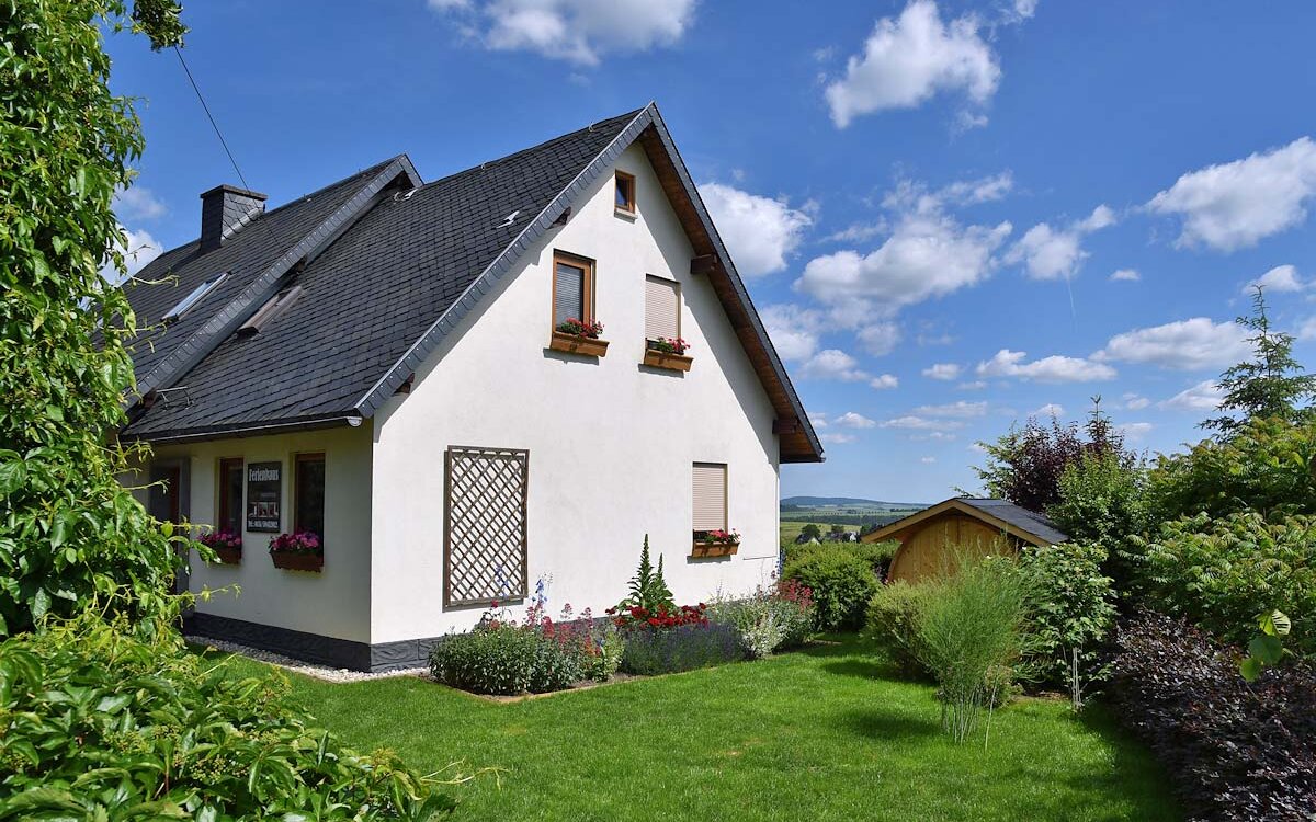 Ferienhaus-Burgblick-Kuehndorf-Panorama2