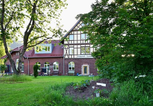 Ferienwohnungen im alten Bahnhof Wenigentaft-Mansbach