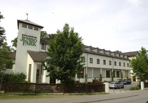 JEMBO PARK Motel & Bowling