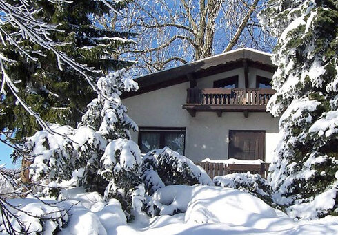 Ferienhaus im Winter