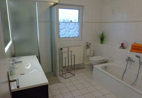 Blick in das Badezimmer