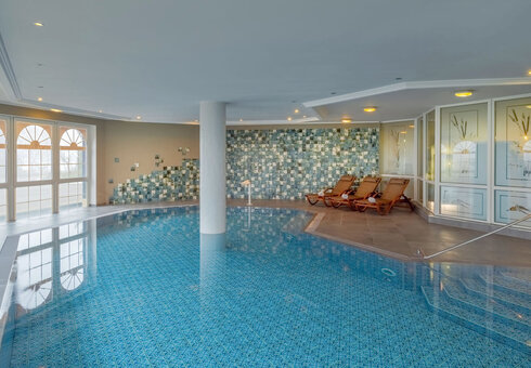 Hallenbad im Hotel Kammweg