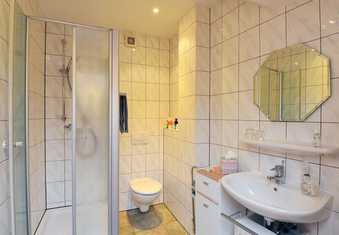 Bad vom Zweibettzimmer