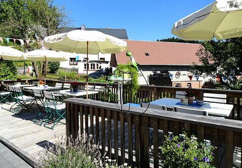Terrasse vor dem Haus