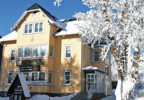 Pension Haus Flora im Winter