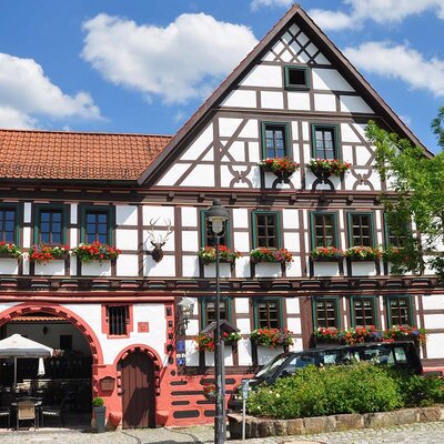 Gasthof Zum Goldenen Hirsch, Sommeransicht