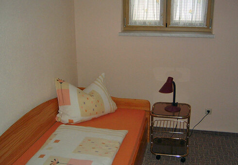 Schlafzimmer 2