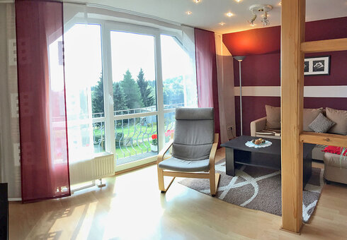 Blick ins Wohnzimmer
