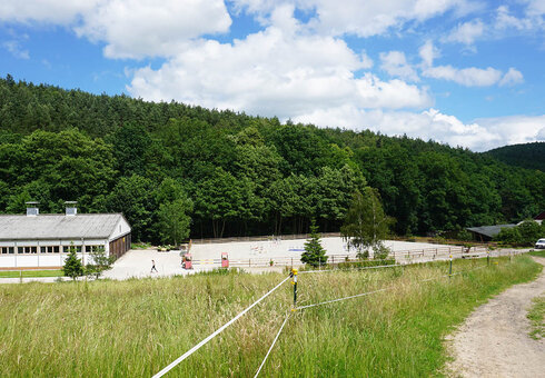 Reithalle / Außengelände