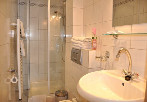 Ferienwohnung 2 (Dusche / WC)