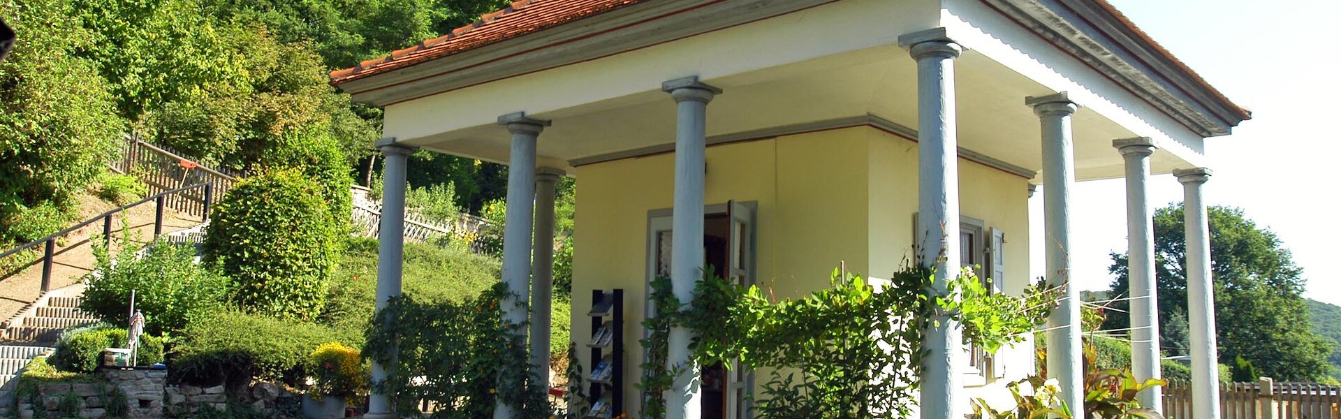 Küchengarten und Teehäuschen in Eisenberg