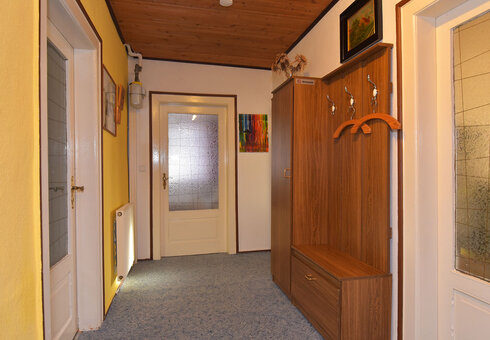 Flur mit Garderobe